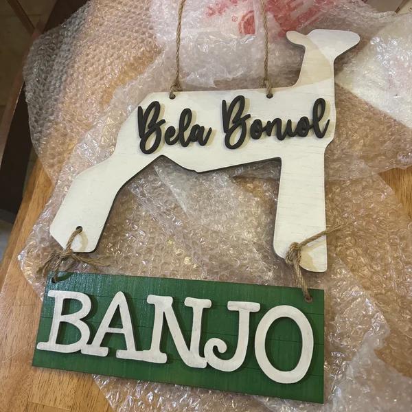 Livestock Stall Sign with Chalkboard Base