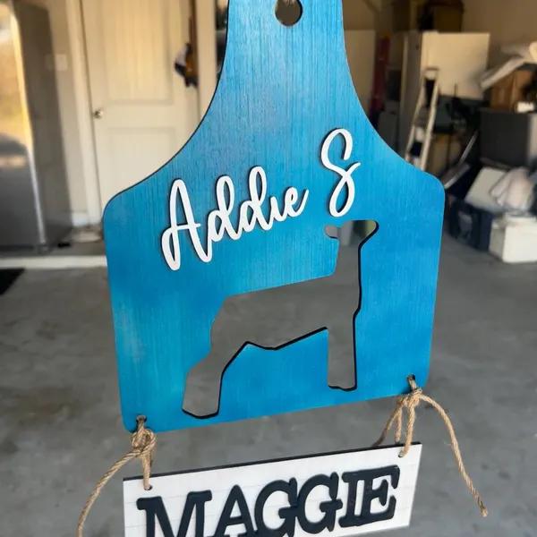 Custom Livestock Stall Sign with Chalkboard Base β Personalized Animal Cutout β 4H FFA Exhibitor Name Tag for Fair Pens