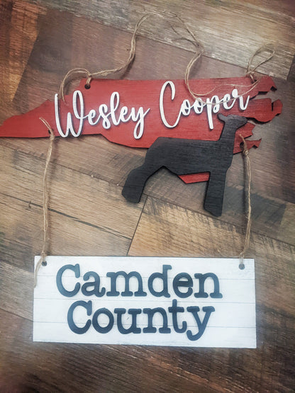 Arkansas Stall Sign – State Shaped Livestock Tag for 4H & FFA – Custom Barn Sign for Steer, Pig, Goat, Lamb, Turkey, Dairy Goat
