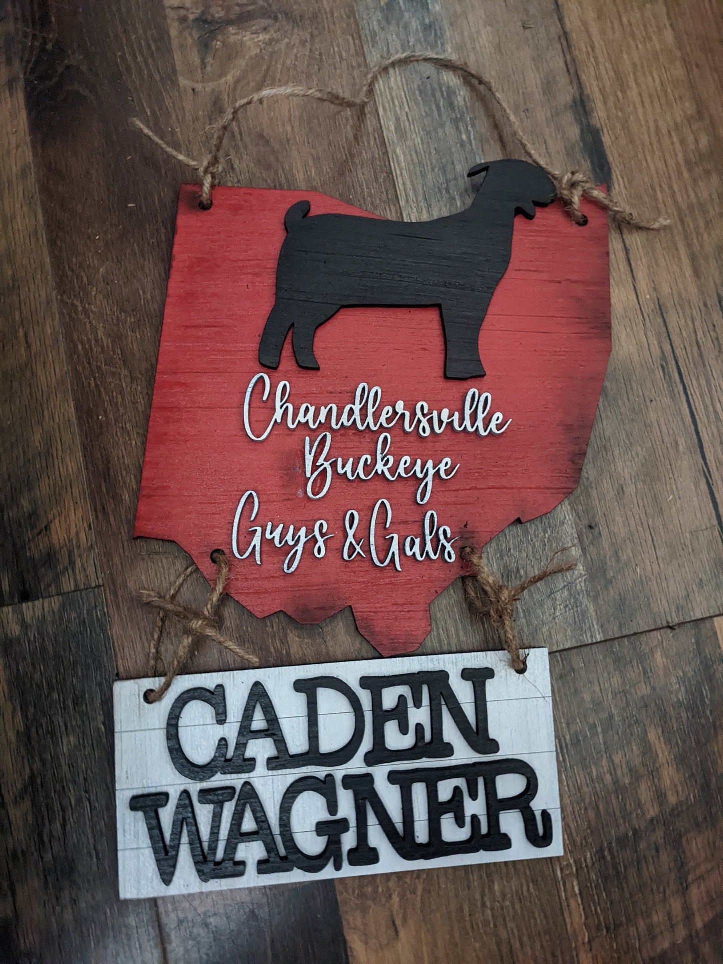Arkansas Stall Sign – State Shaped Livestock Tag for 4H & FFA – Custom Barn Sign for Steer, Pig, Goat, Lamb, Turkey, Dairy Goat